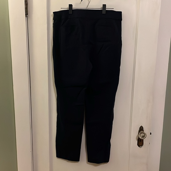 Liz Claiborne Navy Pull-On Straight-Leg Trousers (Women’s Size 14) - Picture 3 of 7